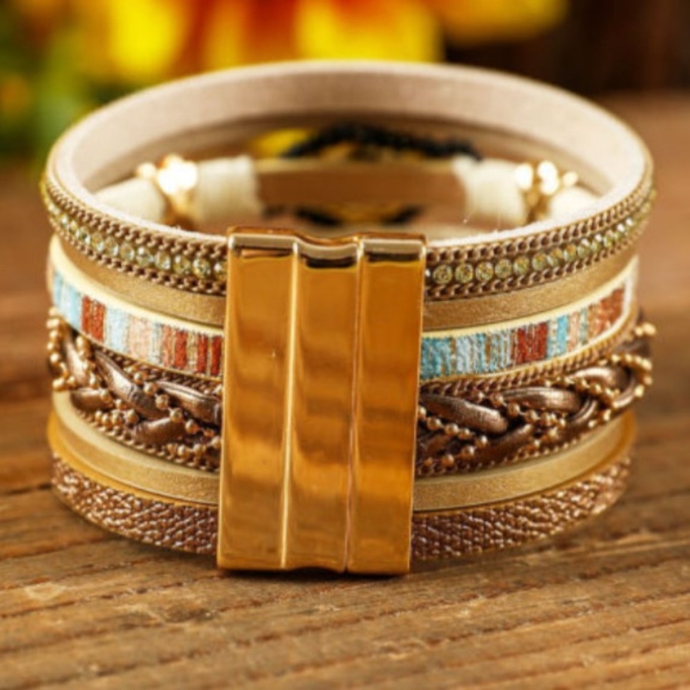 Multi-Color Rhinestone Beaded Magnetic Buckle Bracelet - Picture 3 of 3